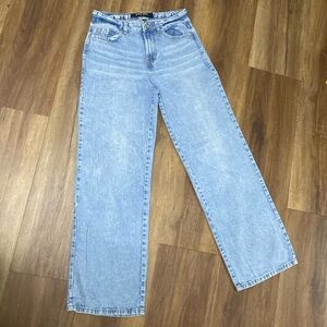 Light blue wide leg jean